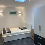 Schlafzimmer Nr2 Heidingsfeld Wuerzburg
